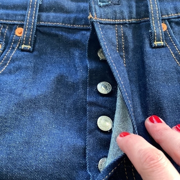 Levi's ribcage no mans land short in indigo dark blue, size 30 - Picture 12 of 14